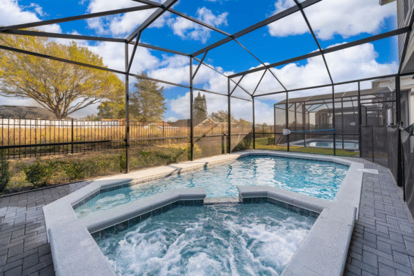 ¡ESTANCIA ÉPICA! ¡7 dormitorios con piscina, jacuzzi y parque acuático gratuito! - Image 2