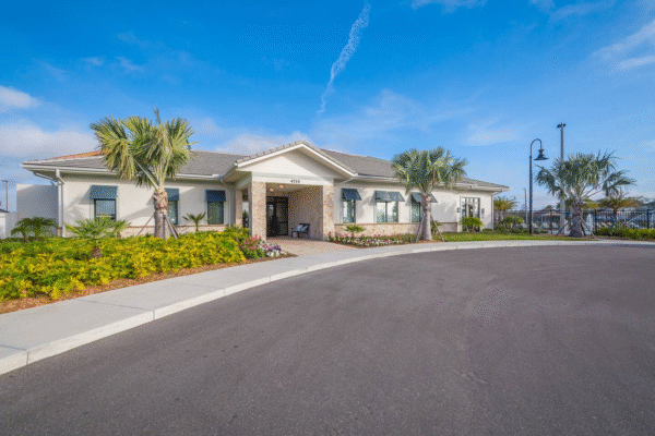 Casa de lujo épica con parque acuático gratuito/¡10 millas de Disney! - Image 24